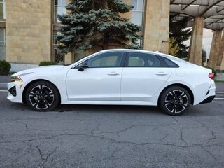 2023 Kia K5 III, белый, 2850000 рублей, вид 3