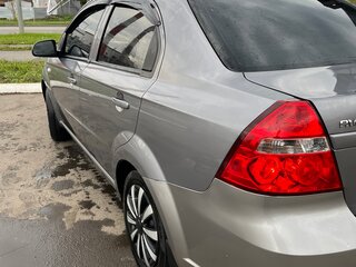2009 Chevrolet Aveo I Рестайлинг, серый, 350000 рублей, вид 4