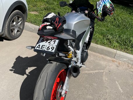 2017 Aprilia RSV4, серый, 1250000 рублей, вид 4