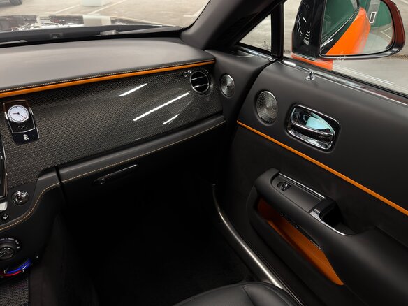 2022 Rolls-Royce Wraith, чёрный, 53000000 рублей - вид 18