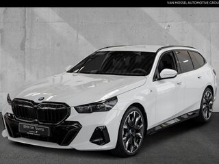 2025 BMW 5 серии 520d VIII (G60/G61/G68), серебристый, 9791700 рублей, вид 1