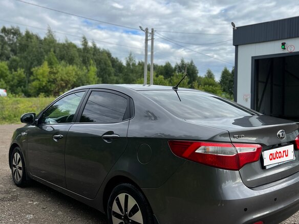 2014 Kia Rio III, серый - вид 1