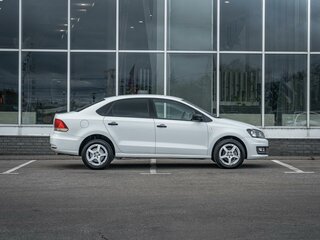 2019 Volkswagen Polo V Рестайлинг, белый, 910000 рублей, вид 5