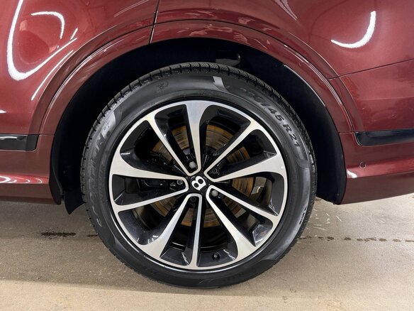 2020 Bentley Bentayga I Рестайлинг, пурпурный, 19500000 рублей - вид 11