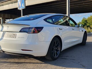 2022 Tesla Model 3 Long Range I, белый, 4100000 рублей, вид 5