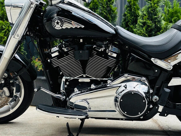 2025 Harley-Davidson Fat Boy, чёрный, 3700000 рублей - вид 9