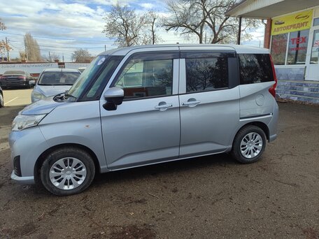 2020 Toyota Roomy I, серебристый, 1230000 рублей, вид 2