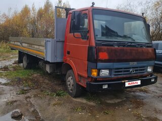 2010 TATA 613, красный, 850000 рублей, вид 2