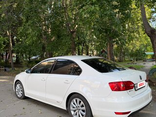 2012 Volkswagen Jetta VI, белый, 950000 рублей, вид 3