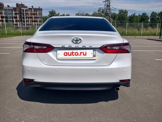 2022 Toyota Camry VIII (XV70) Рестайлинг, белый, 2895000 рублей, вид 5