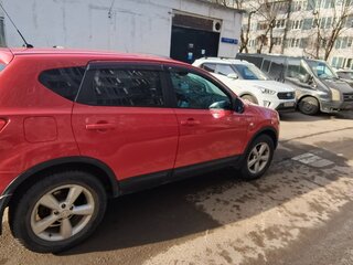 2008 Nissan Qashqai I, красный, 650000 рублей, вид 3