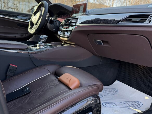 2019 BMW 5 серии 520d xDrive VII (G30/G31/G38), белый, 4750000 рублей - вид 13