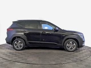 2021 Kia Seltos I, чёрный, 1780000 рублей, вид 4