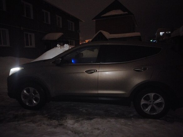 2013 Hyundai Santa Fe III, золотистый, 1630000 рублей - вид 5