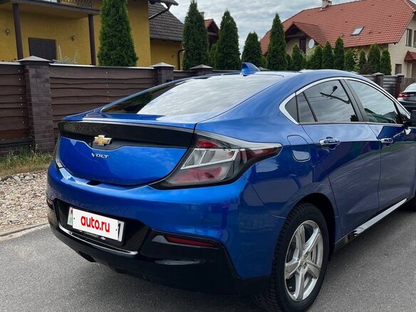 2017 Chevrolet Volt II, синий, 1220000 рублей - вид 7