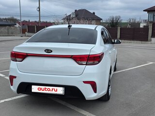 2018 Kia Rio IV, белый, 740000 рублей, вид 5