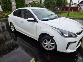 2018 Kia Rio IV, белый, 1000000 рублей, вид 2