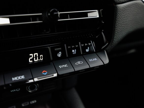 2025 Toyota Land Cruiser Prado 250 Series, белый, 10200000 рублей - вид 30