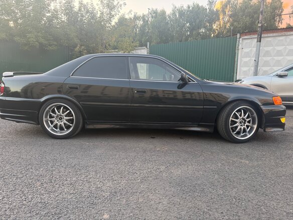 1998 Toyota Chaser VI (X100) Рестайлинг, чёрный, 930000 рублей - вид 2