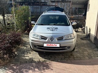 2007 Renault Megane II Рестайлинг, серебристый, 490000 рублей, вид 1