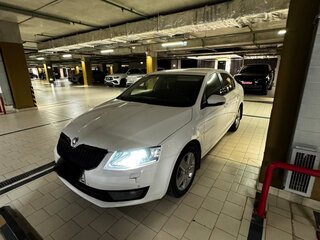 2013 Skoda Octavia III (A7), белый, 850000 рублей, вид 2