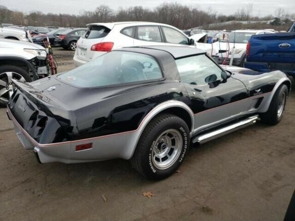 1978 Chevrolet Corvette C3, чёрный, 7100000 рублей - вид 3