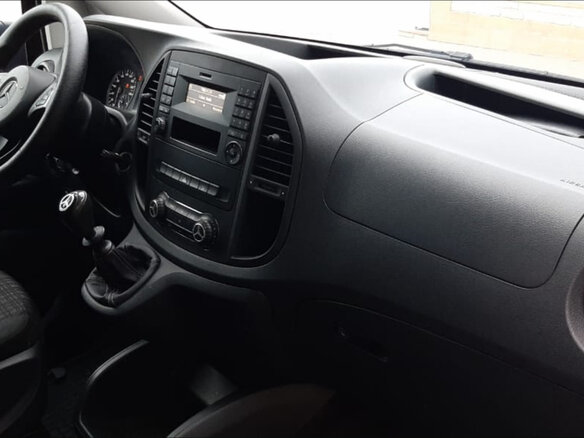 2015 Mercedes-Benz Vito 111 CDI L2 III (W447), коричневый, 2100000 рублей - вид 5