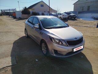 2014 Kia Rio III, серебристый, 800000 рублей, вид 2