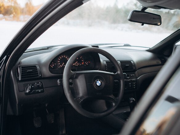 2003 BMW 3 серии 318i IV (E46) Рестайлинг, чёрный, 750000 рублей - вид 6
