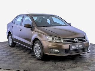 2017 Volkswagen Polo V Рестайлинг, коричневый, 1160000 рублей, вид 3