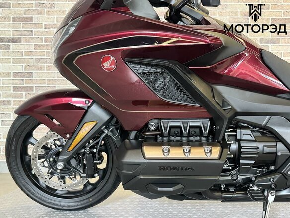 2025 Honda GL 1800 Gold Wing, красный, 3195000 рублей - вид 16