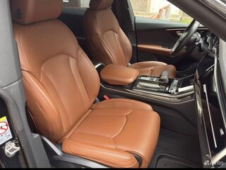 2019 Audi Q8 55 TFSI I (4M), чёрный, 7950000 рублей, вид 3