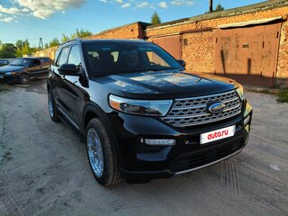 2021 Ford Explorer VI, чёрный, 3900000 рублей, вид 3
