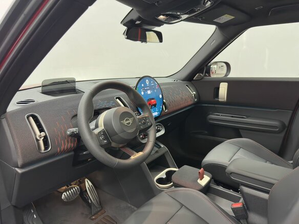 2024 Mini Countryman JCW John Cooper Works III, красный, 7600000 рублей - вид 13