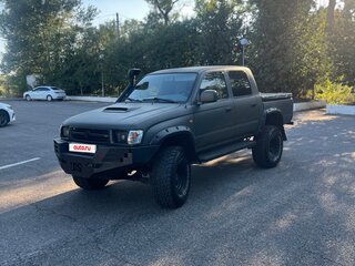 1999 Toyota Hilux V, зелёный, 1550000 рублей, вид 1