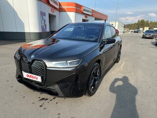 2021 BMW iX xDrive40 I (I20), серый, 7500000 рублей, вид 3