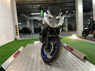 2013 Yamaha XJ6 (FZ6R), серый, 409999 рублей, вид 4