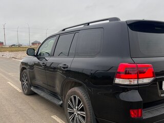 2018 Toyota Land Cruiser 200 Series Рестайлинг 2, чёрный, 6350000 рублей, вид 3