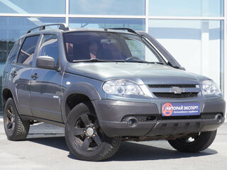 2015 Chevrolet Niva I Рестайлинг, серый, 640000 рублей, вид 3