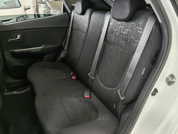 2016 Kia Rio III Рестайлинг, белый - вид 6
