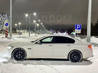 2013 BMW 5 серии 528i xDrive VI (F10/F11/F07) Рестайлинг, белый, 1700000 рублей, вид 5