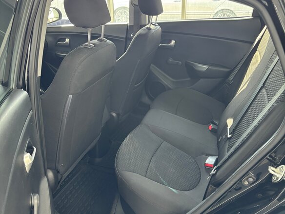 2011 Kia Rio III, чёрный, 650000 рублей - вид 12