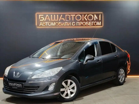 Peugeot 408 I