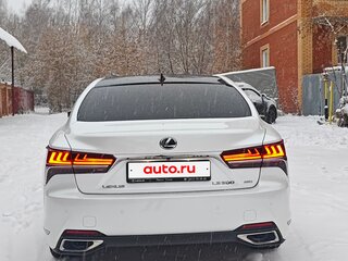 2018 Lexus LS 500 V, белый, 7500000 рублей, вид 3