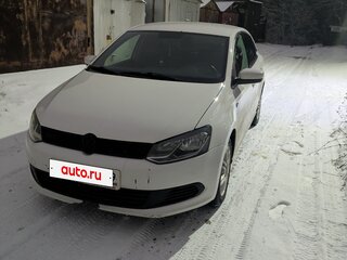2012 Volkswagen Polo V, белый, 595000 рублей, вид 2