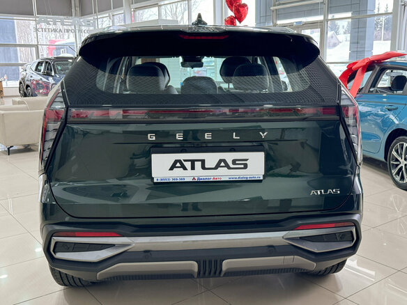 2025 Geely Atlas II, зелёный, 3909990 рублей - вид 2