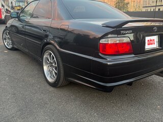 1998 Toyota Chaser VI (X100) Рестайлинг, чёрный, 930000 рублей, вид 5
