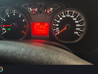 2010 Ford Focus II Рестайлинг, серебристый, 790000 рублей, вид 5