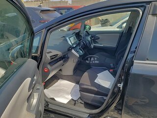 2011 Toyota Wish II, чёрный, 1250000 рублей, вид 5
