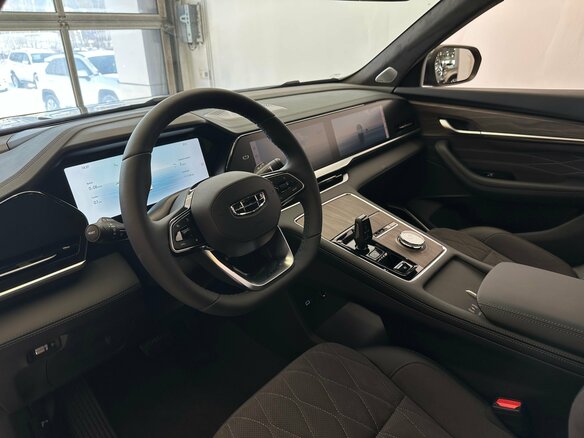 2026 Geely Monjaro, зелёный - вид 5